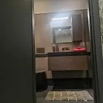 Othalan Aparments * קסטלבאטה